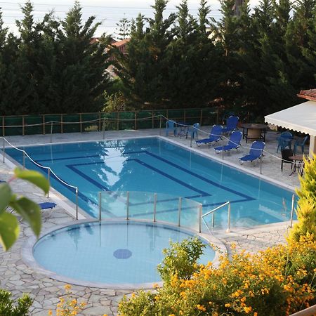Il Villaggio チラニ エクステリア 写真